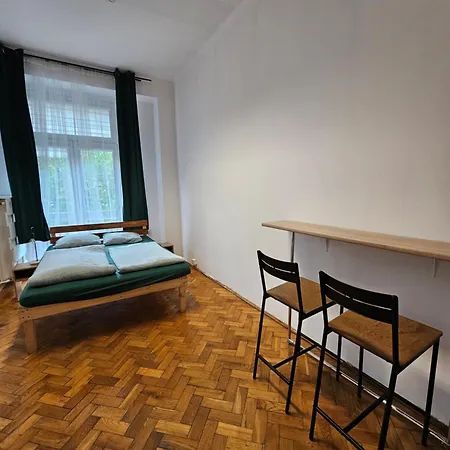 Room In Old Town Krakow-2